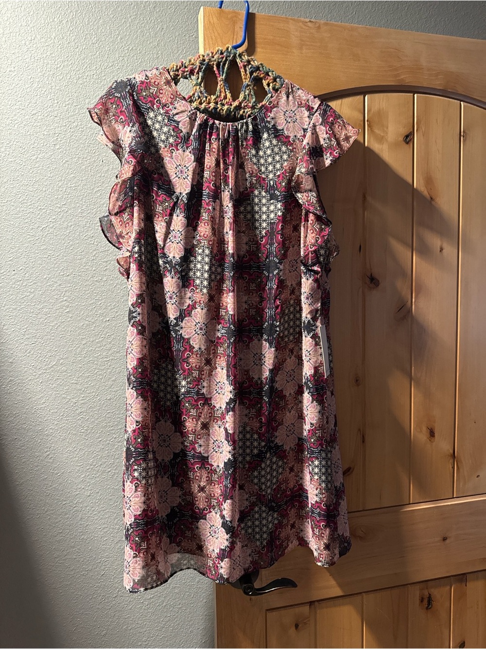 Kohl's Pink and Black Floral Flutter Sleeve Dress